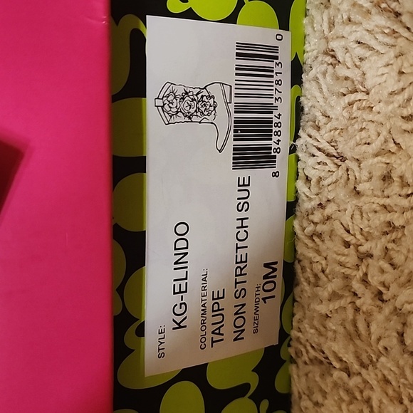 10M womens boots. $20.00 - Picture 2 of 5